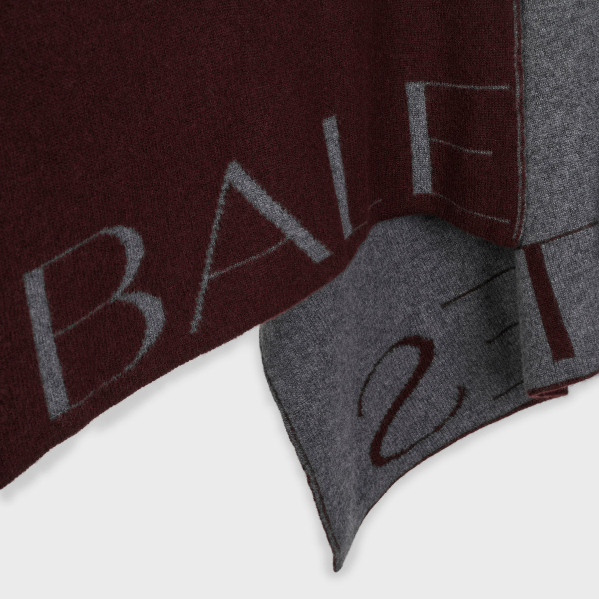 Balentes mantella