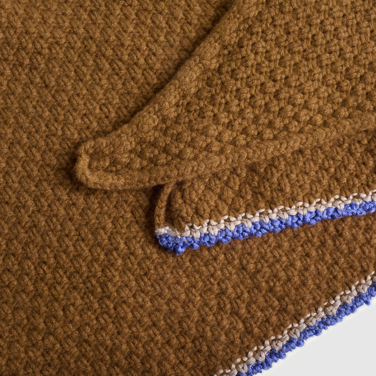 Triangular scarf