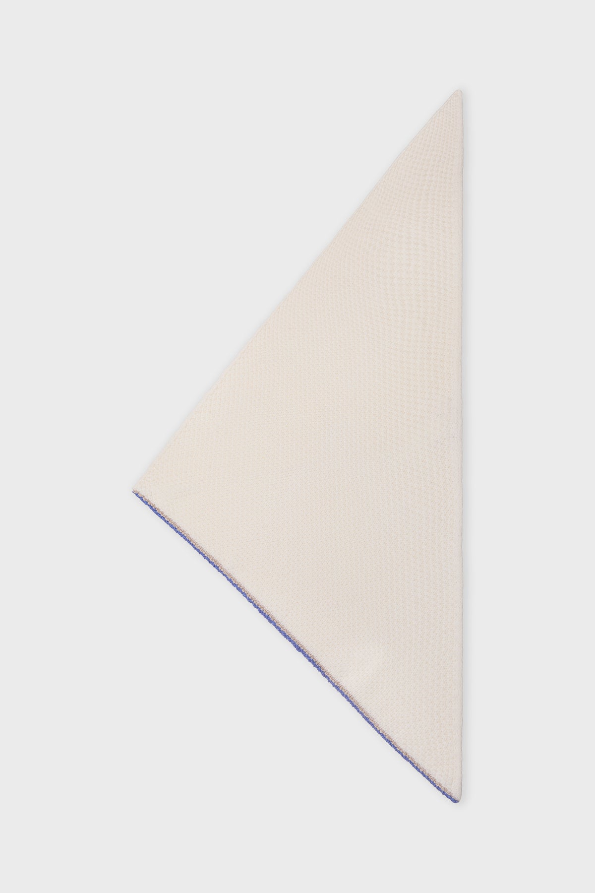 Triangular scarf