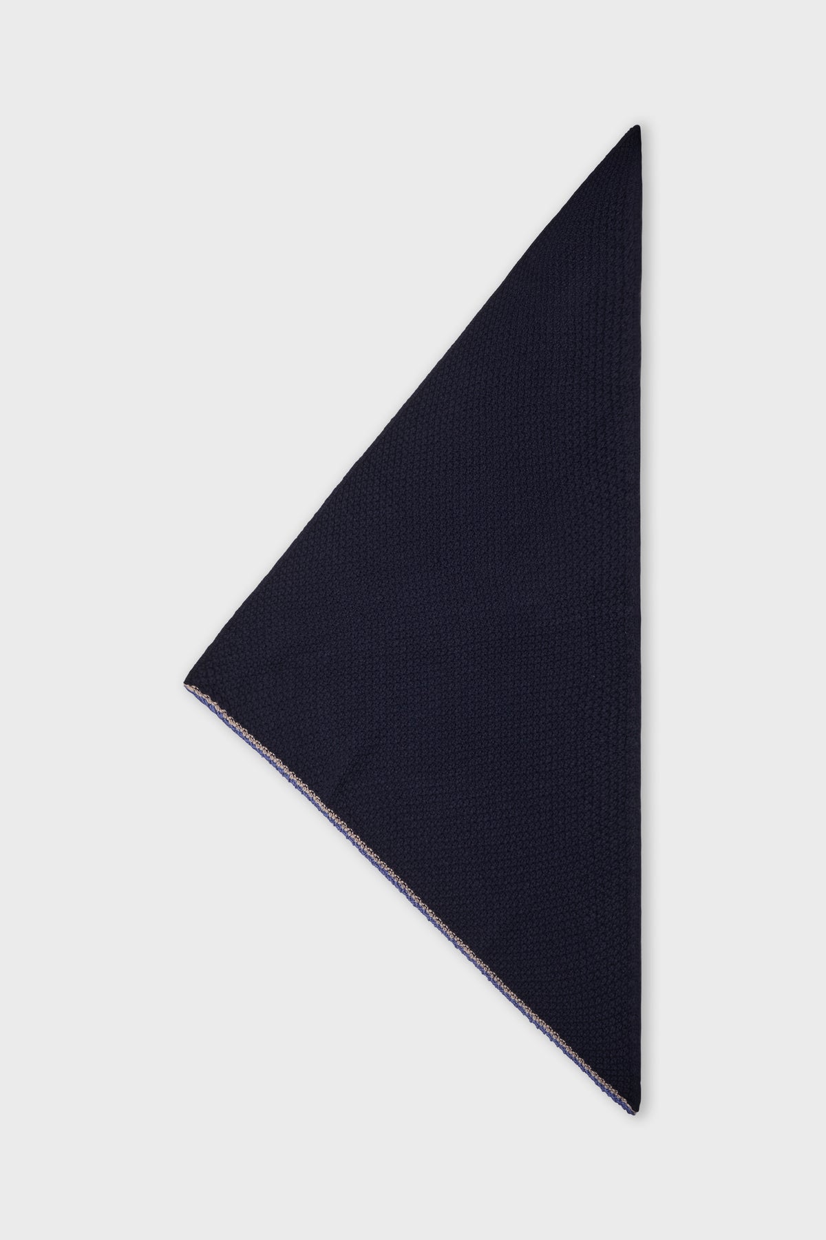 Triangular scarf