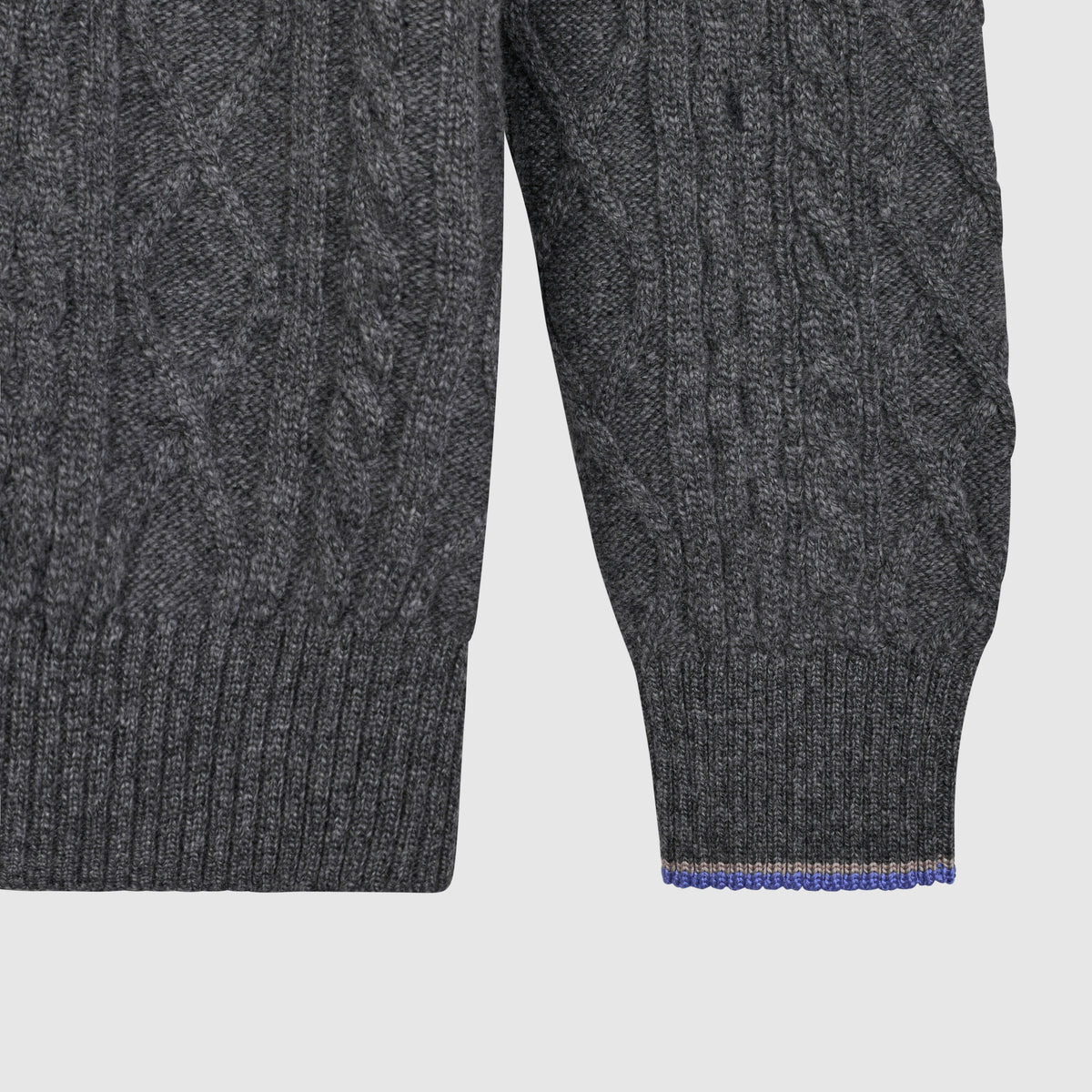 Arenas sweater