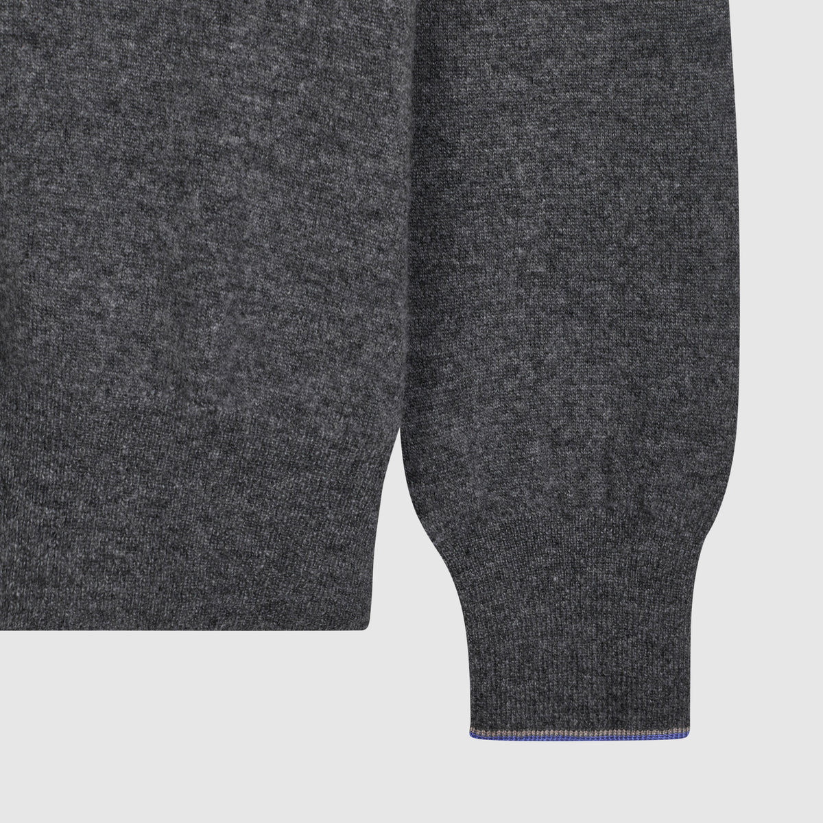 Entu sweater
