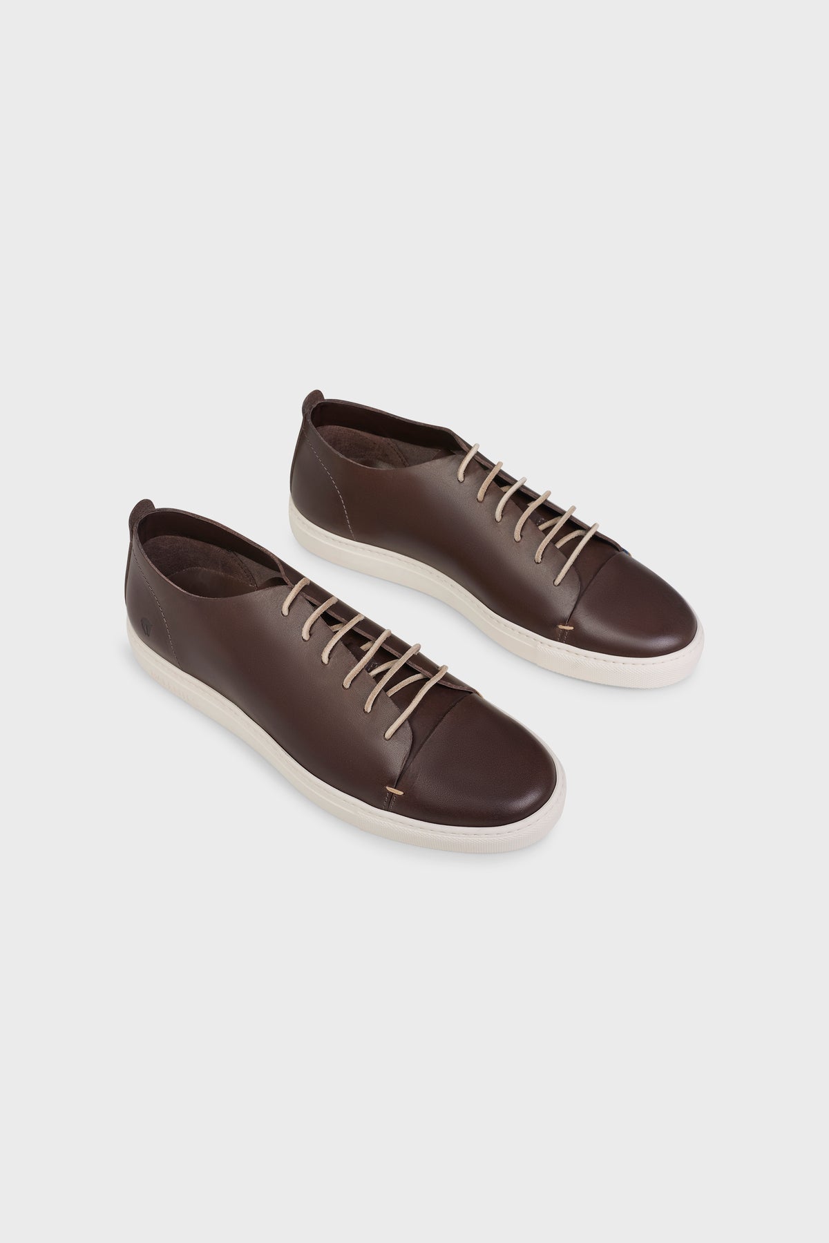 Leather sneakers