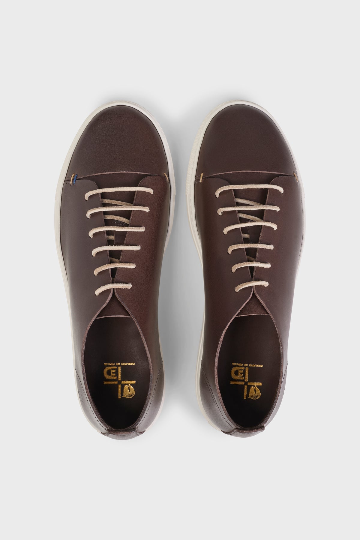 Leather sneakers