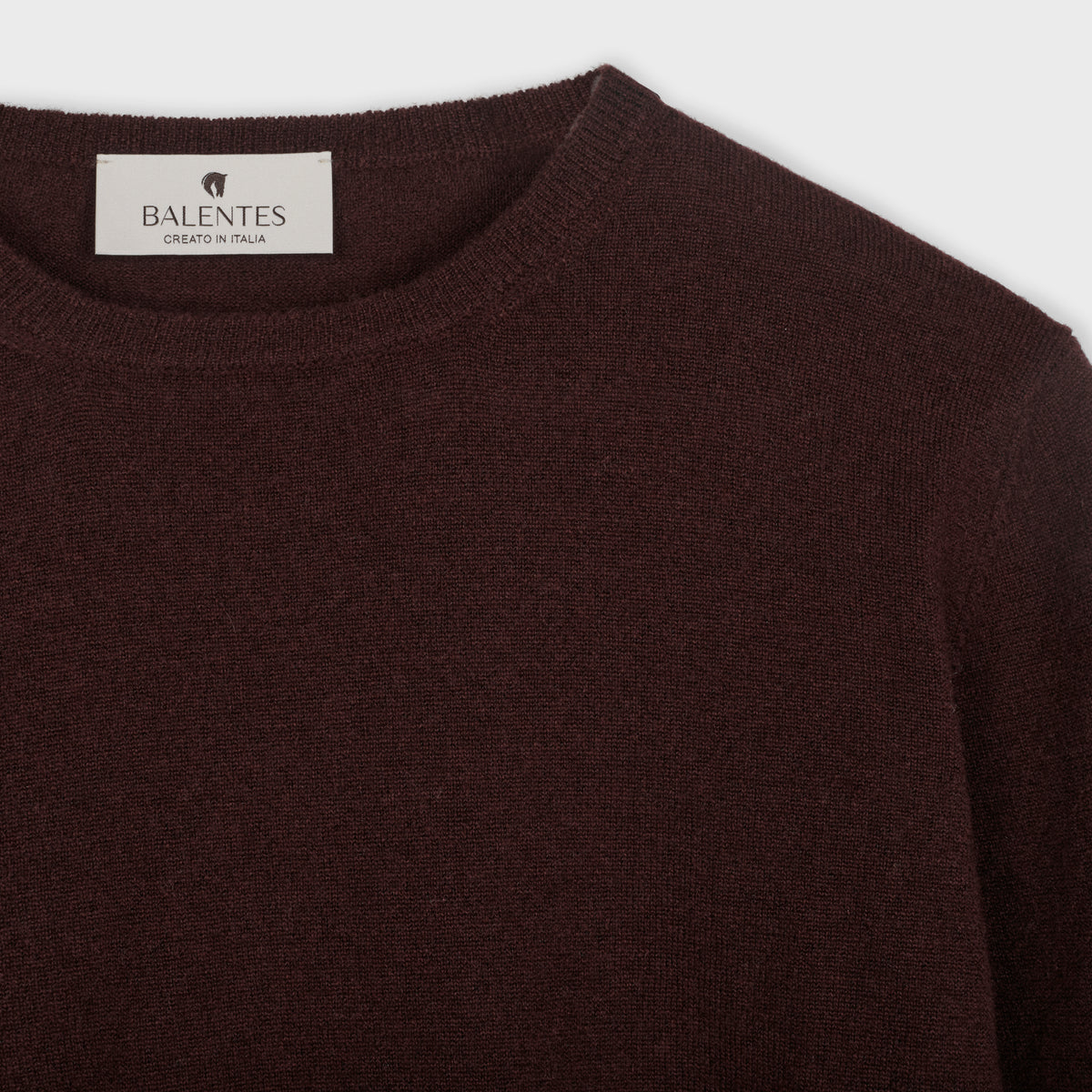Caravius sweater